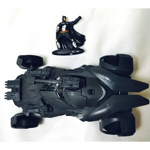 Jada Toys DC Comics Justice League Batman Figure & Batmobile 1:32-2 piece